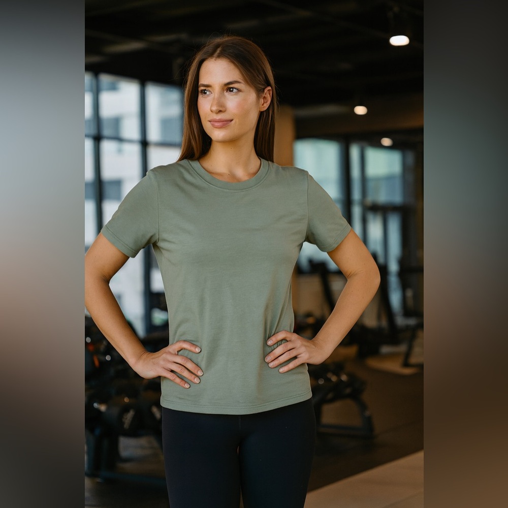 Lululemon T-Shirt